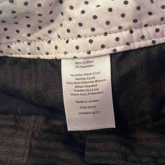 Talbots Classic Black Women's Bermuda Shorts - Picture 7 of 8